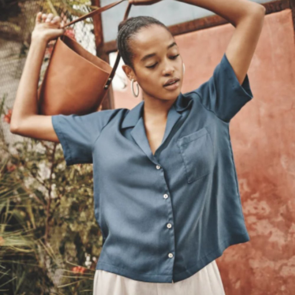 Amour Vert, Kit Cropped Blouse, Navy, Size M